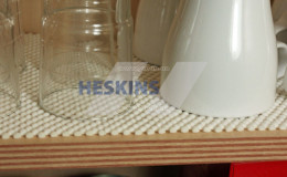 Противоскользящая лента белая с перфорацией Heskins, рулон  фото